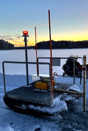 SIMBA unit on a platform over Swedish river ice